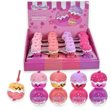 Martinelia cakes nail polish